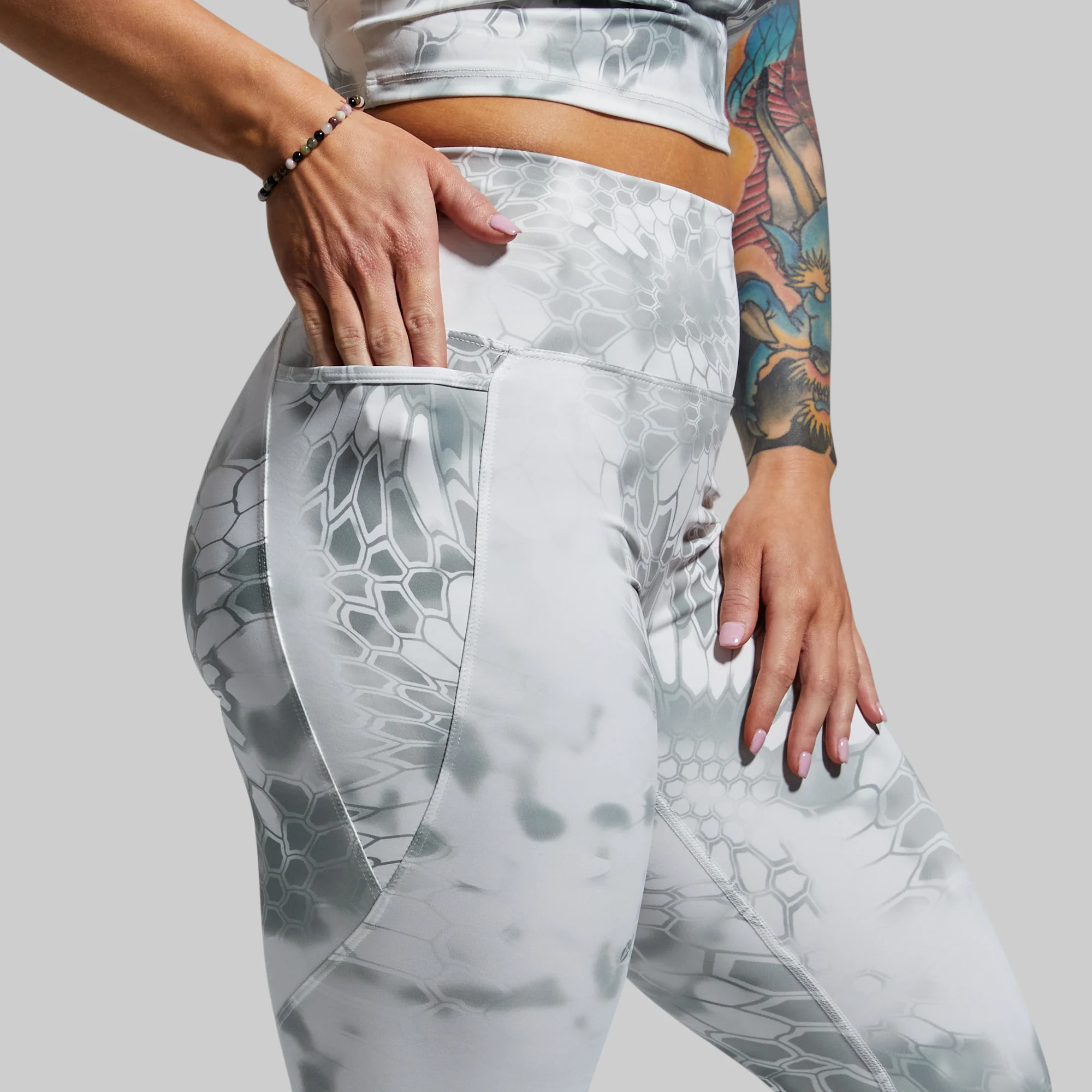 Eccentric Legging (Wraith) - Image 3