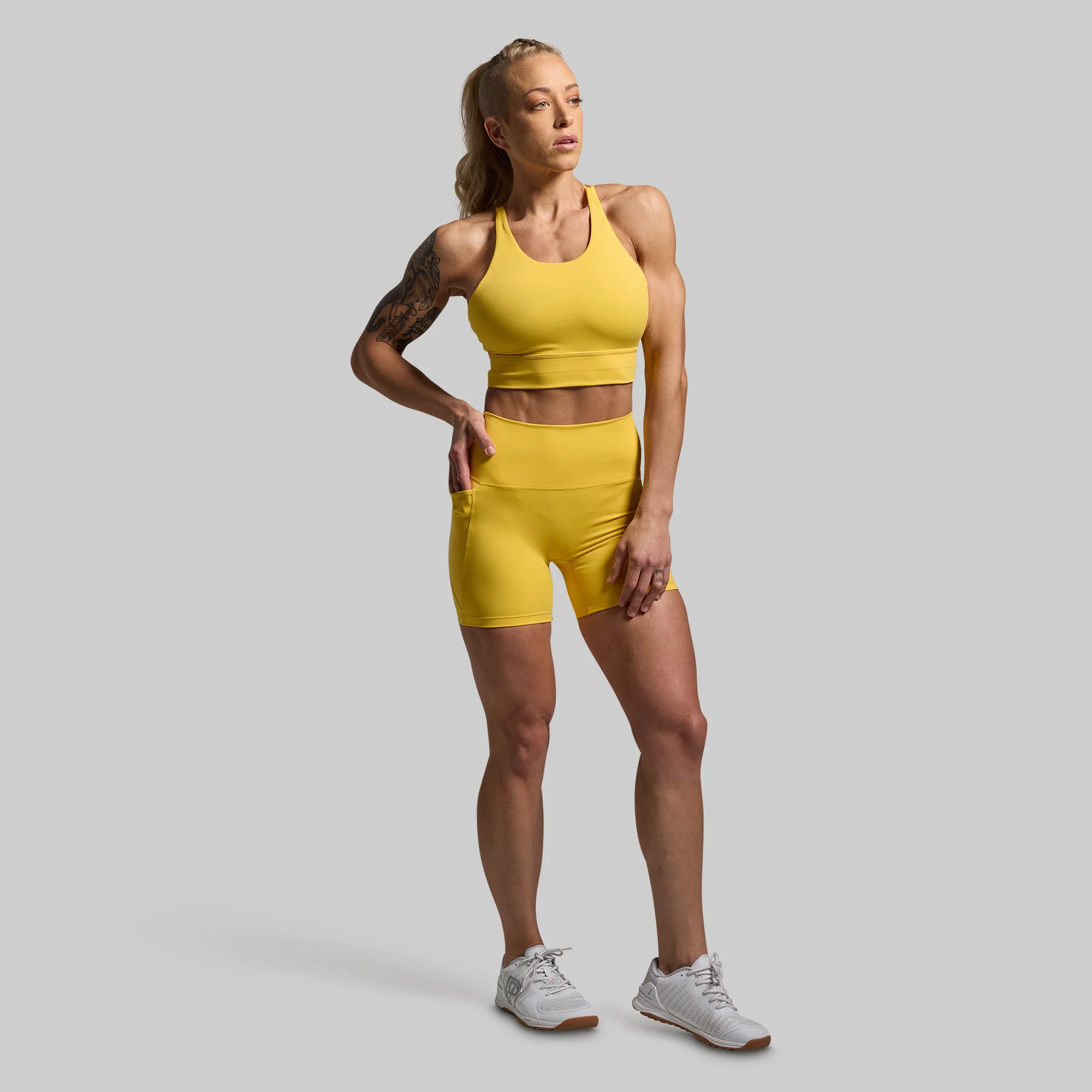 Eccentric Short (Golden) - Image 6