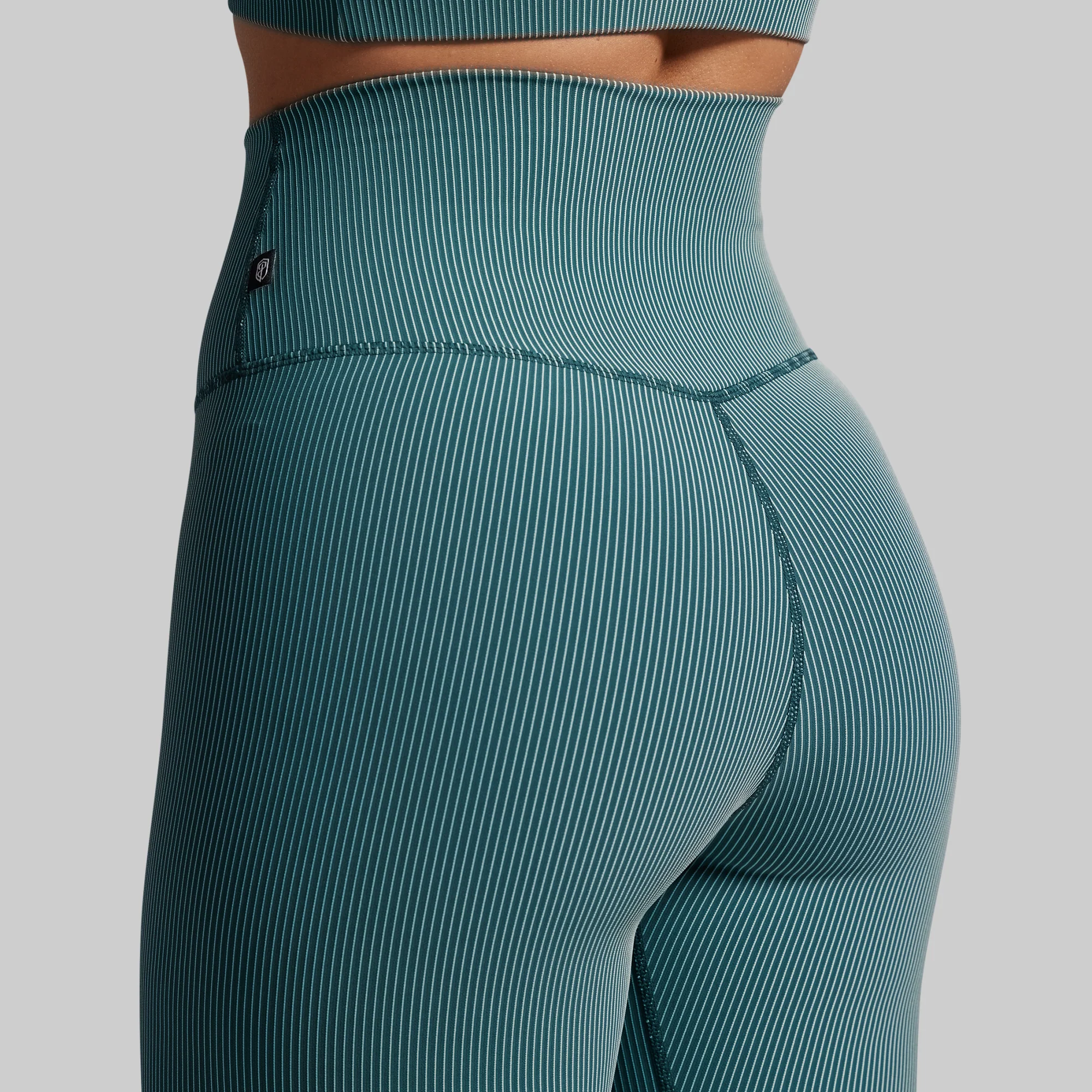 Limitless Legging (Aegean Prism) - Image 4