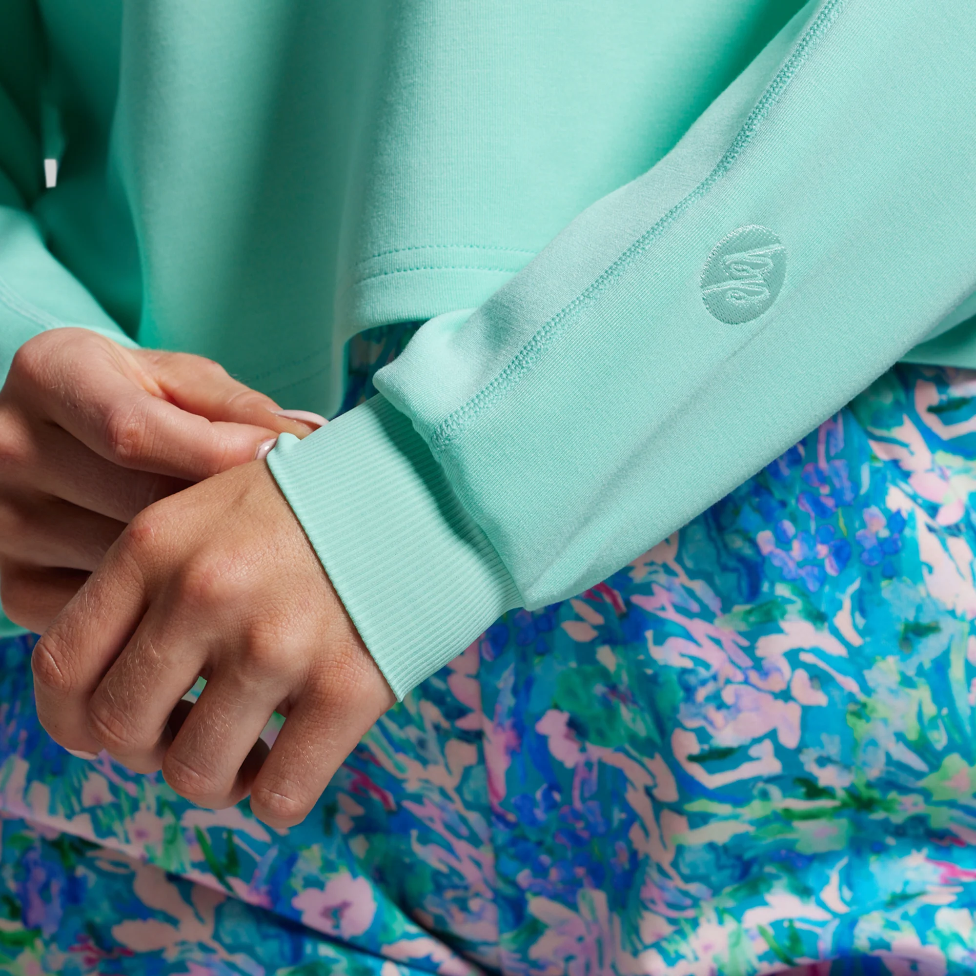 Lounge Lux Cropped Pullover (Jelly Mint) - Image 4
