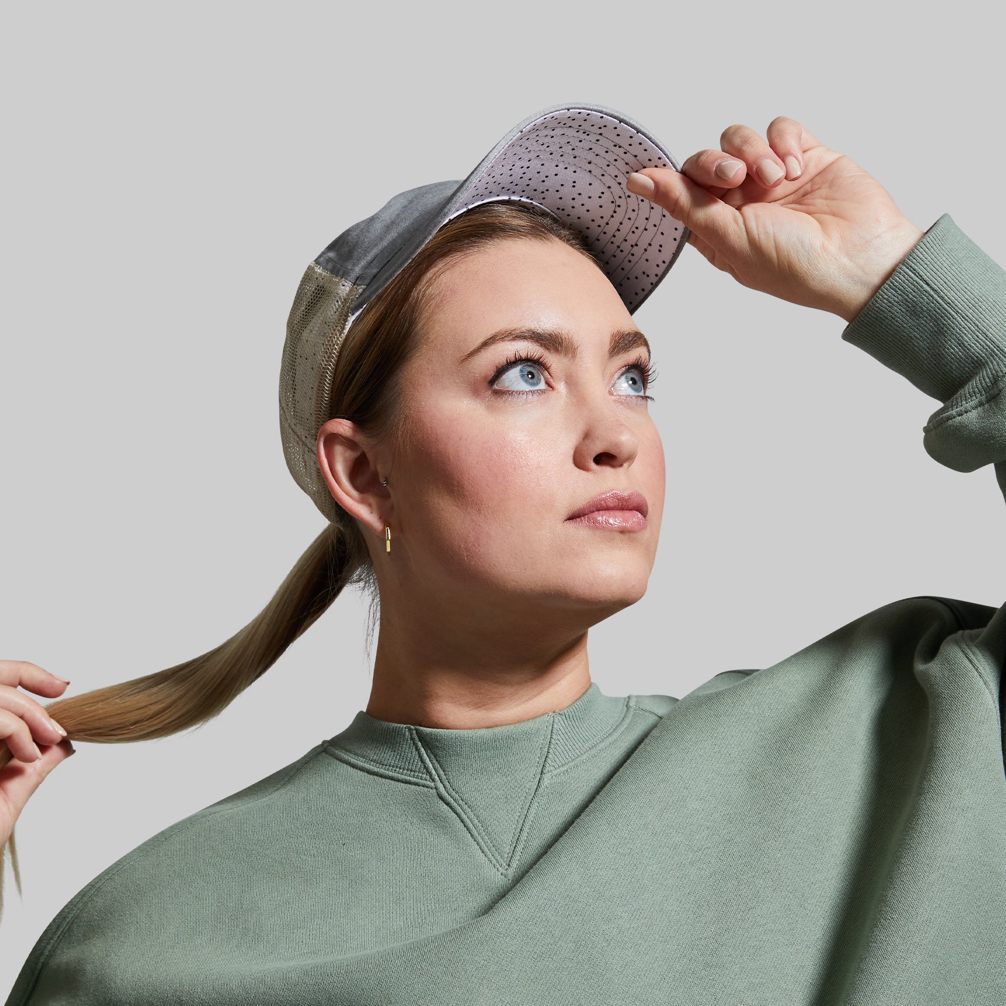 Relax Hat (Light Grey/Polka Dots) - Image 3