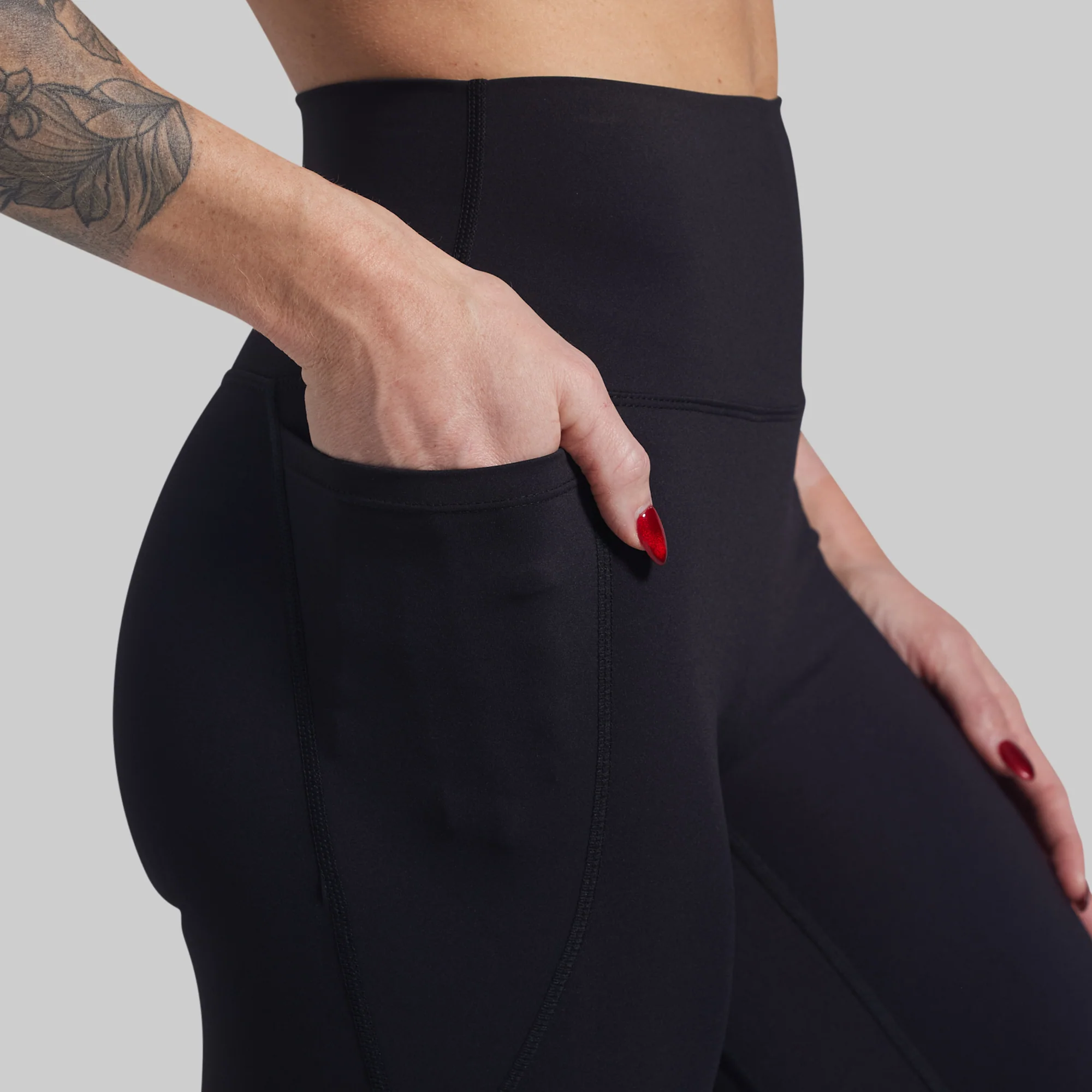 Synergy Legging w/ Pockets 2.0 (Black) - Image 4