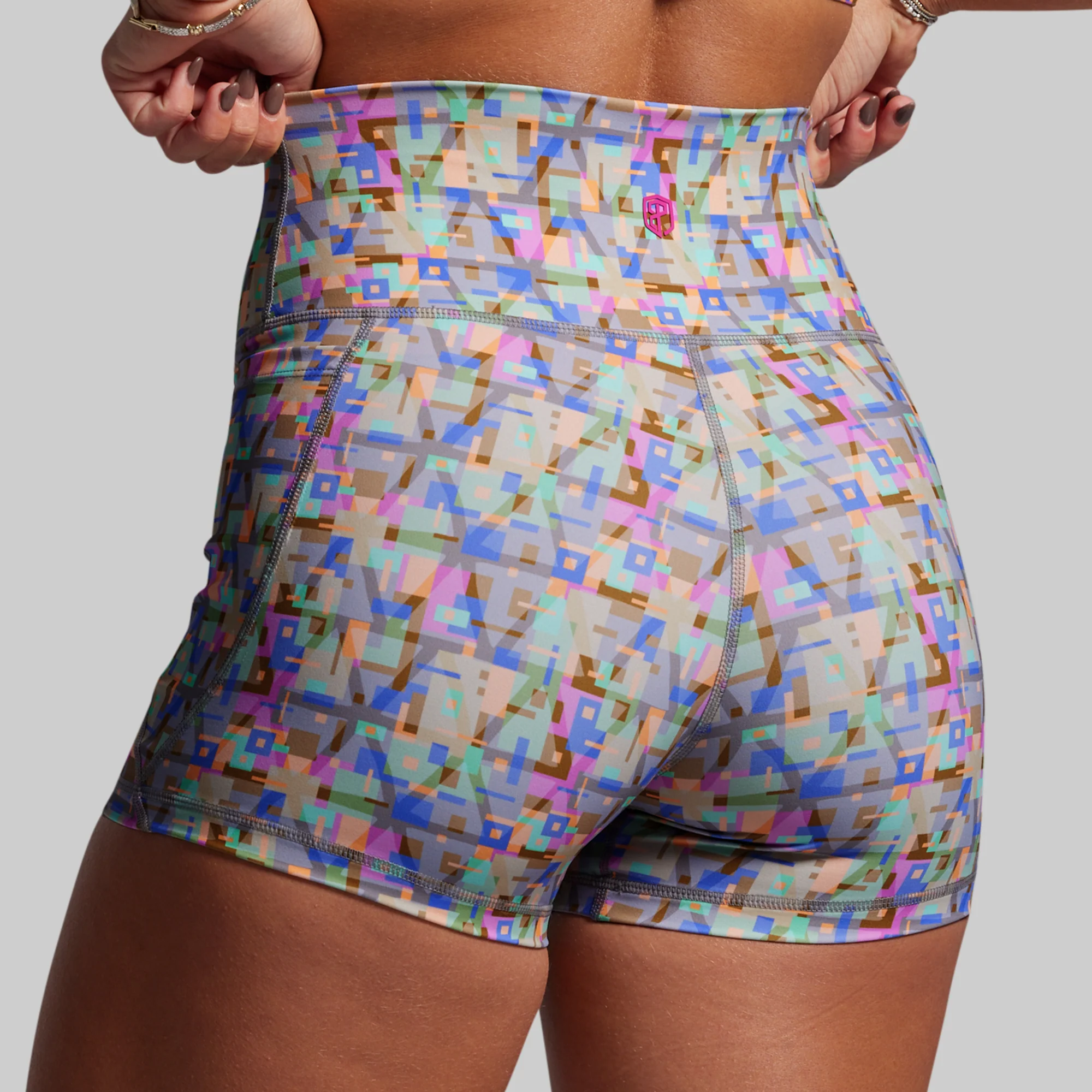 Synergy Short w/ Pockets 2.0 (Kaleidoscope) - Image 4