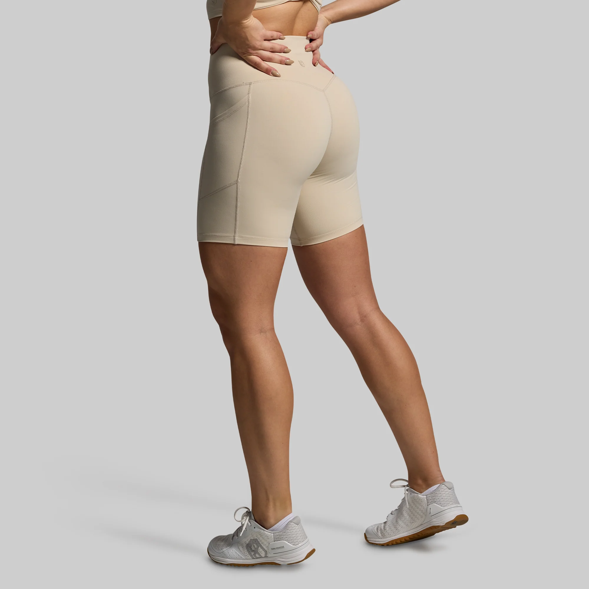 Tempo Biker Short (Oatmeal) - Image 4