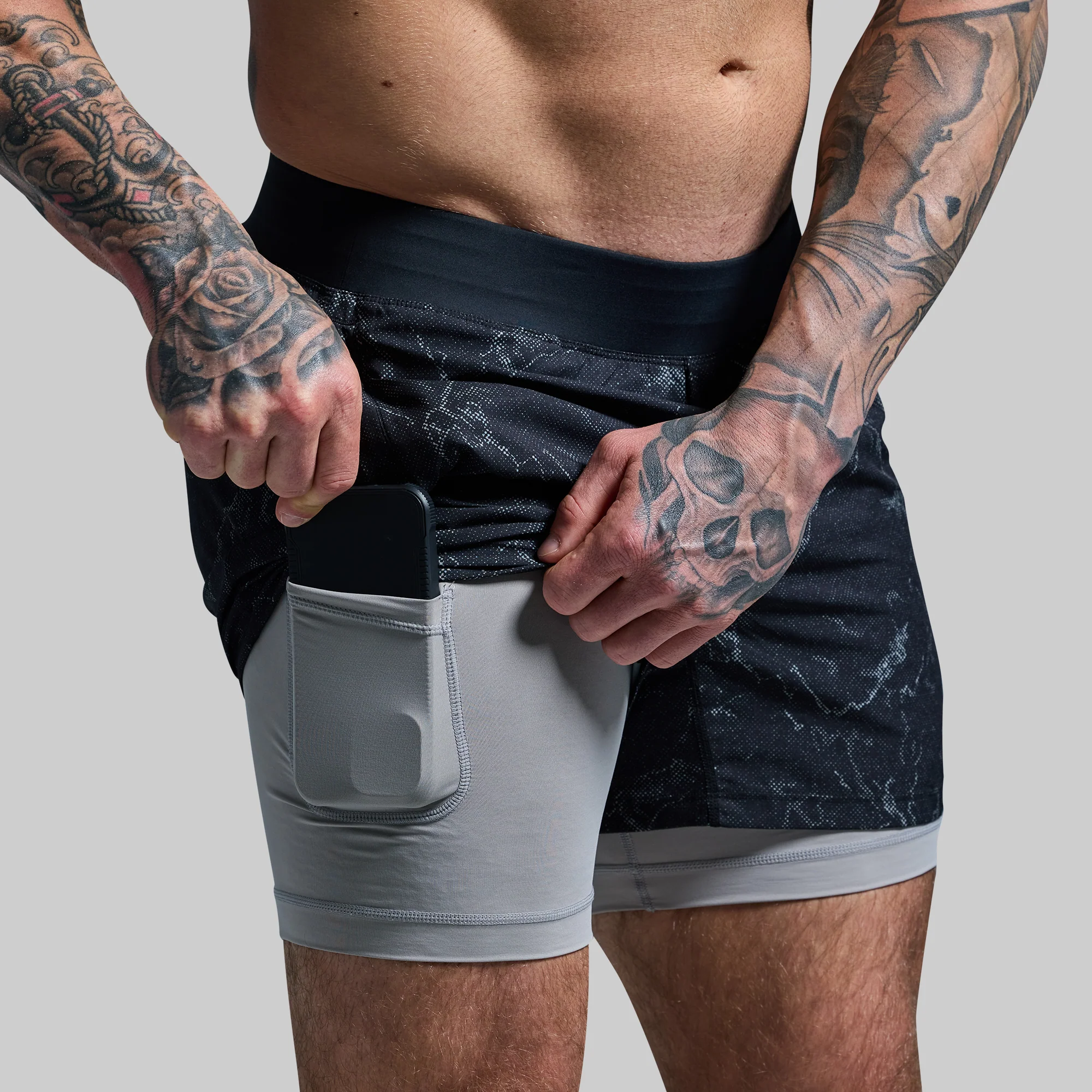 Versatile Short w/ Compression 5" (Black Marble) - Image 6