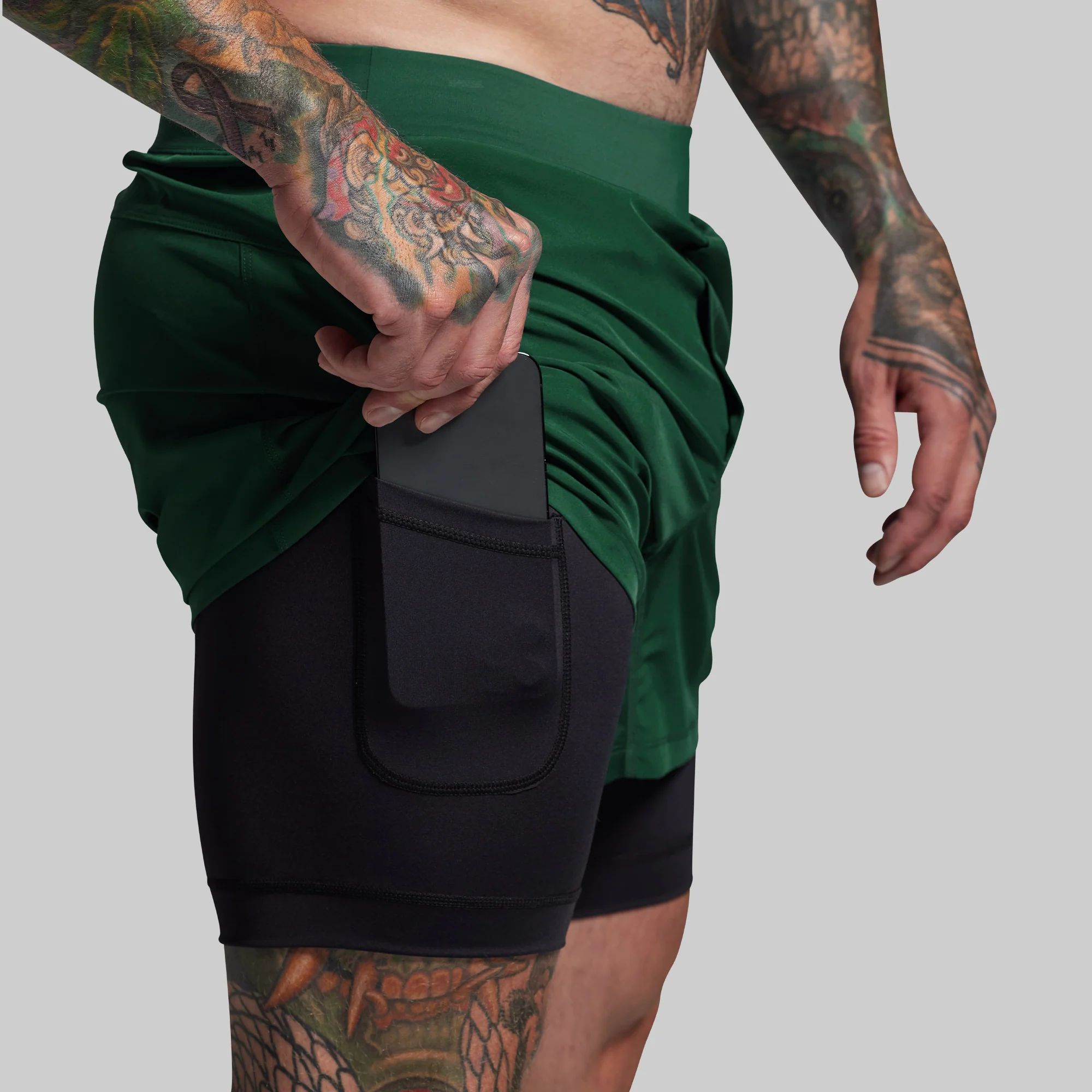 Versatile Short w/ Compression 5" (Grove) - Image 2
