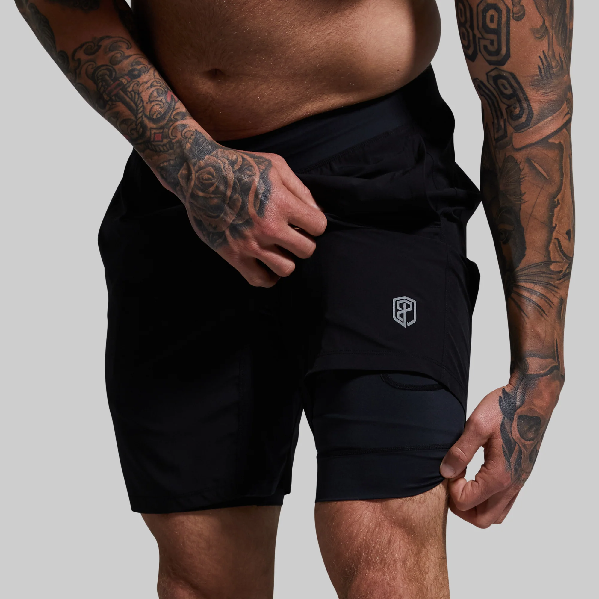 Versatile Short w/ Compression 9" (Black) - Image 6