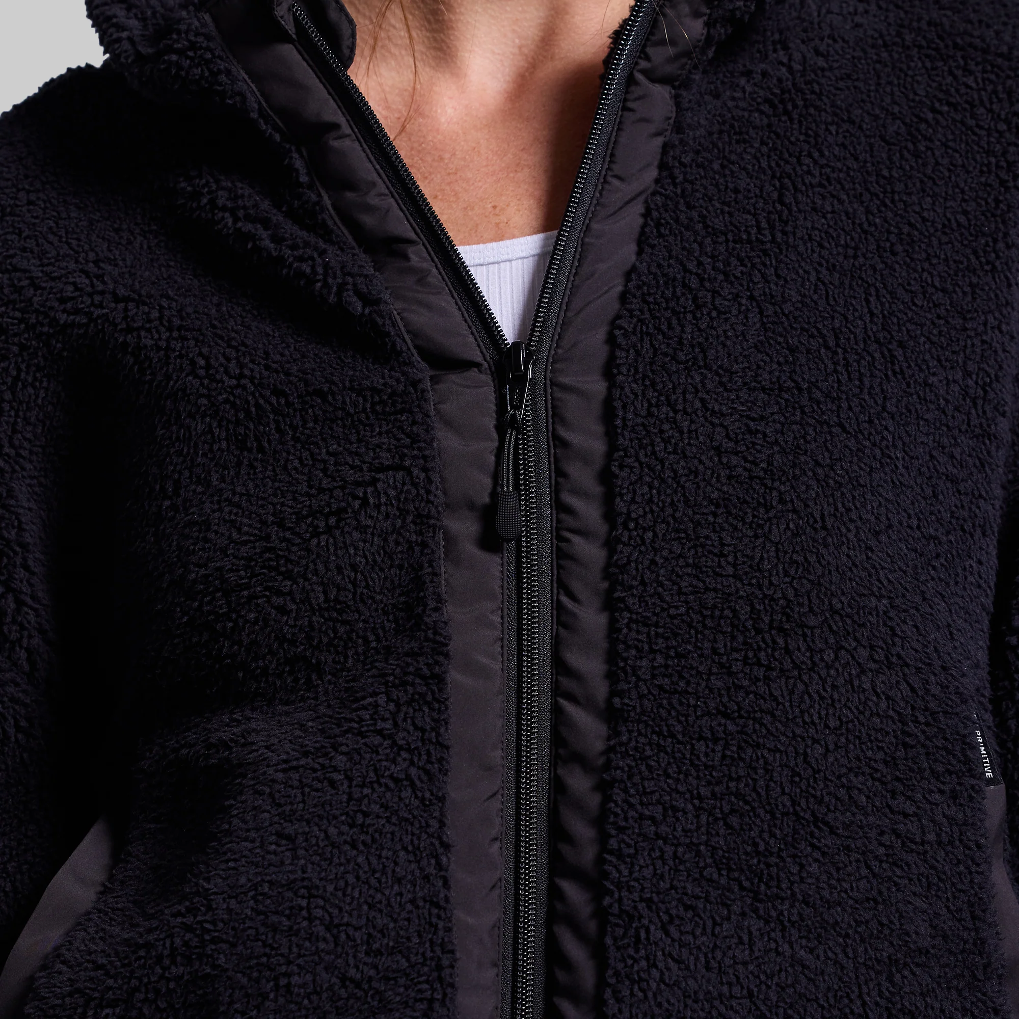 Women's Cropped Fleece Jacket (Black) - Image 4