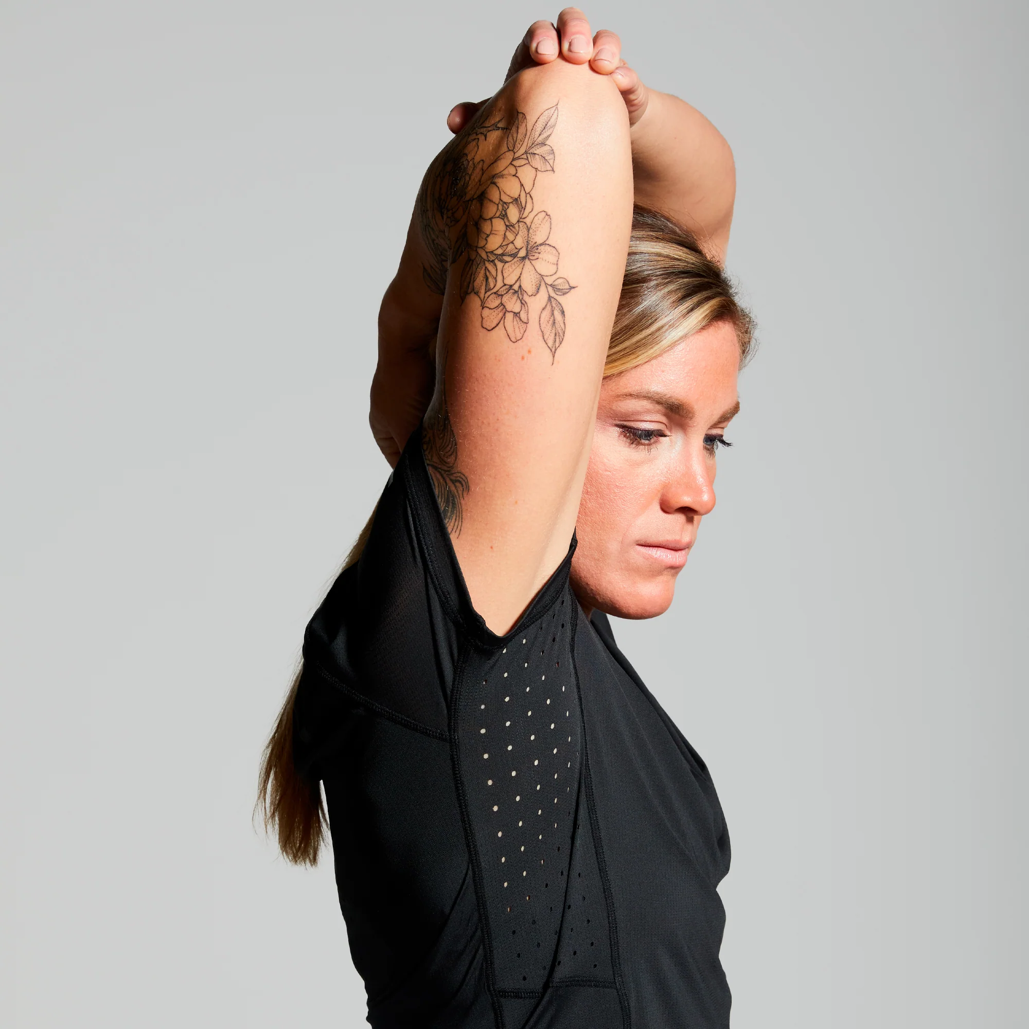 Women's Endurance Shirt (Black) - Image 5