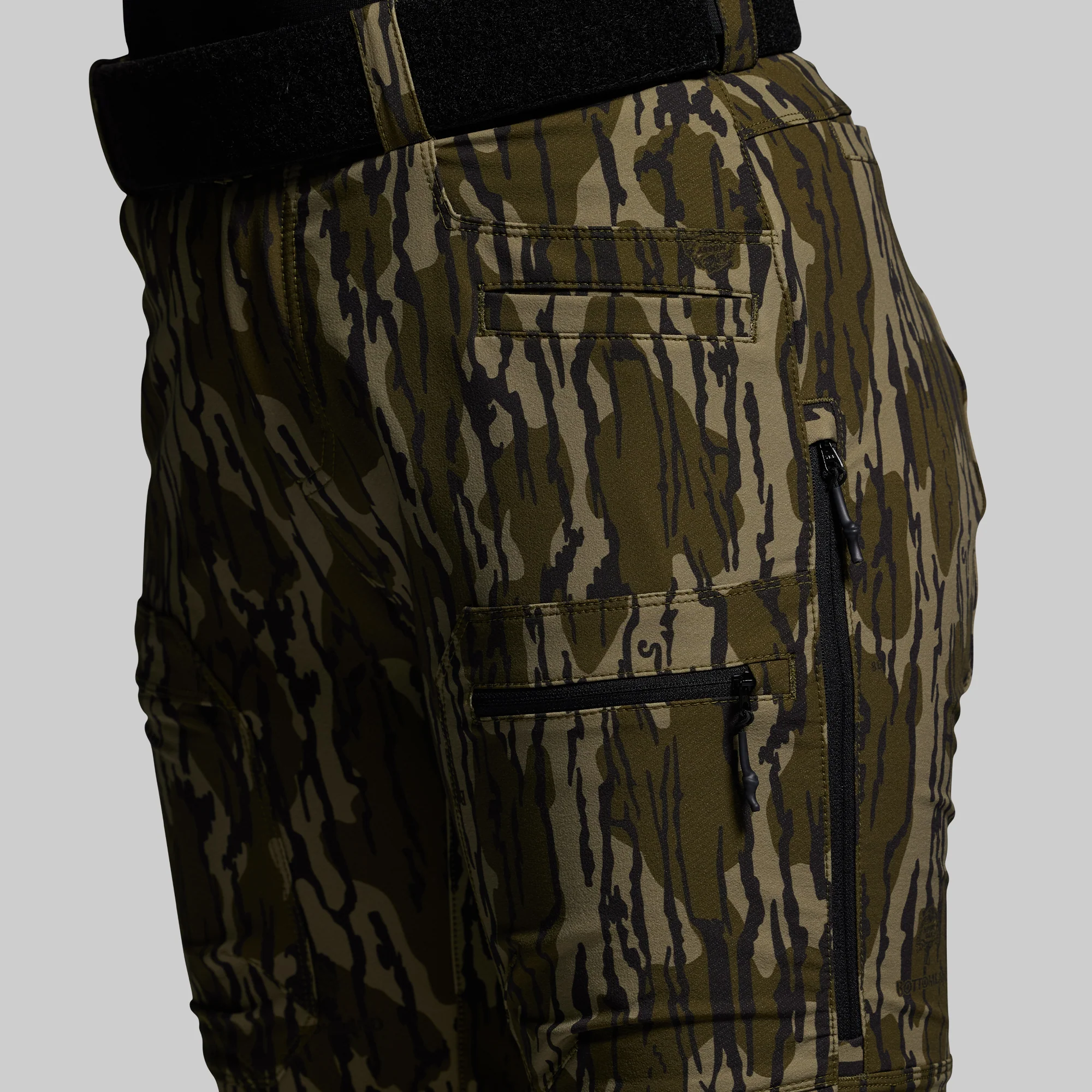 Women's Frontier Pant Light 2.0 (Mossy Oak® Original Bottomland® 2025) - Image 10