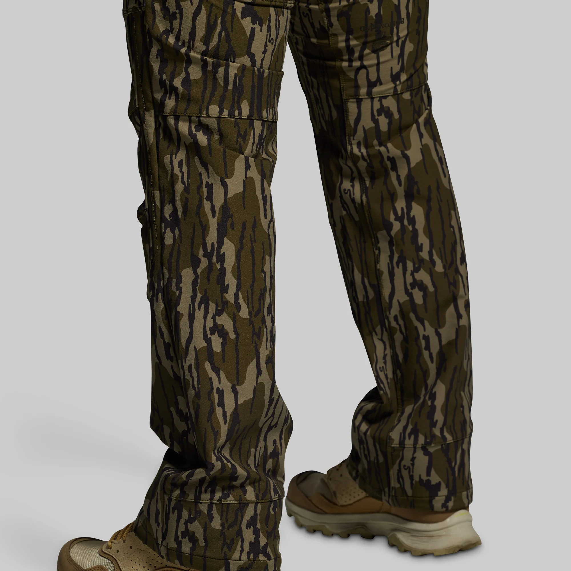 Women's Frontier Pant Light 2.0 (Mossy Oak® Original Bottomland® 2025) - Image 8