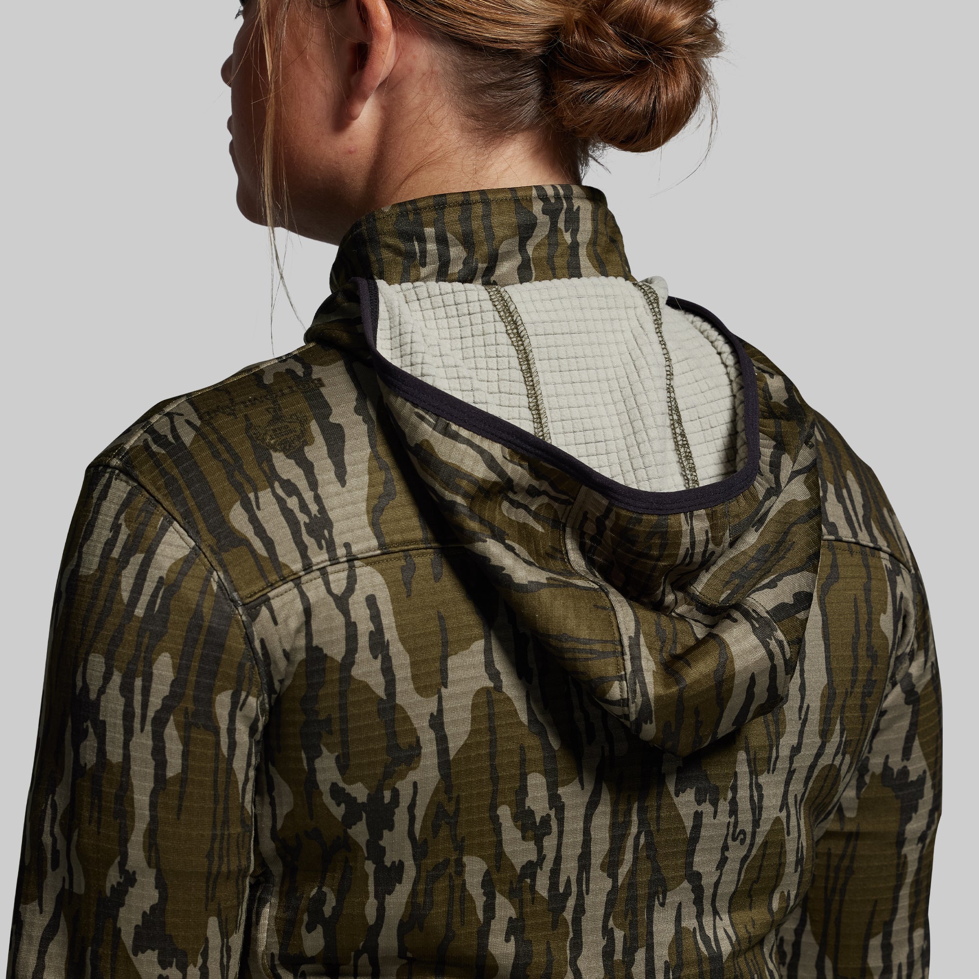 Women's Quiver Half Zip Hoodie 2.0 (Mossy Oak® Original Bottomland® 2025) - Image 3