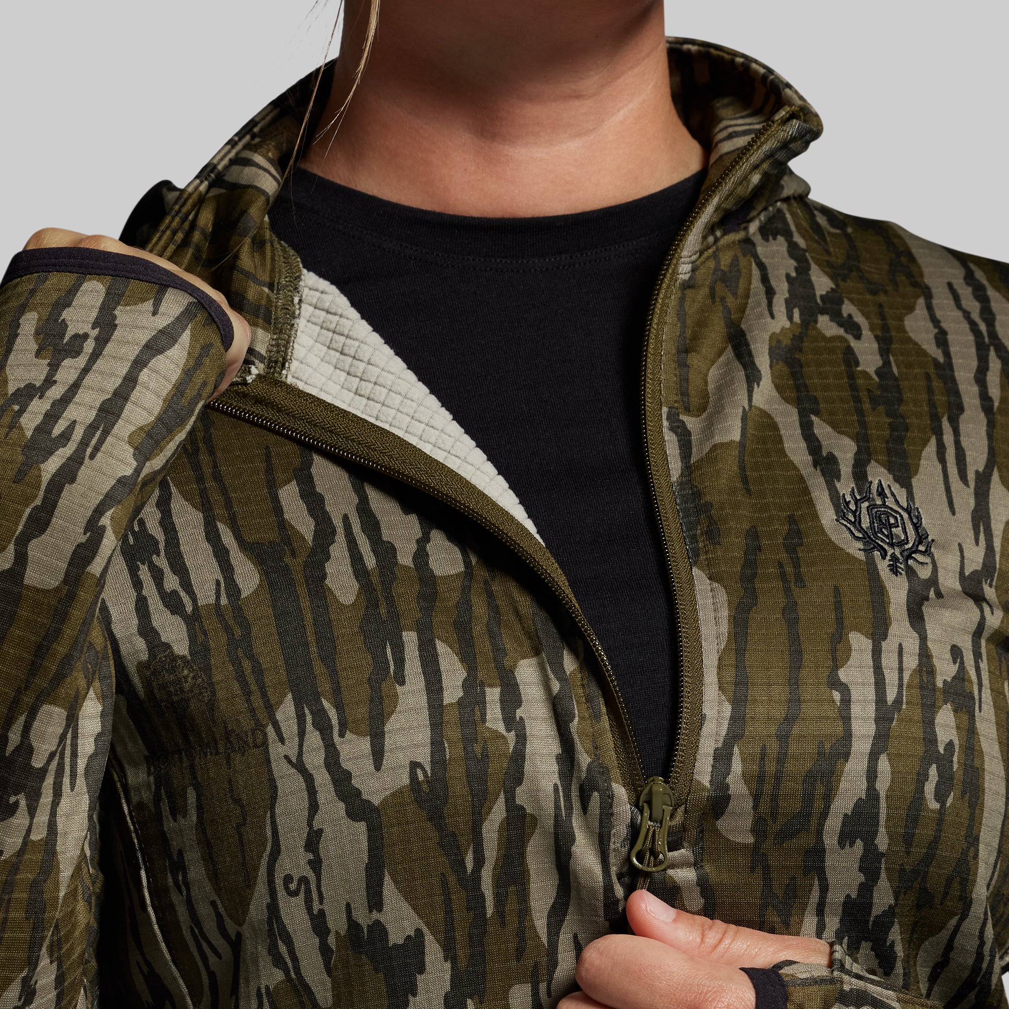 Women's Quiver Half Zip Hoodie 2.0 (Mossy Oak® Original Bottomland® 2025) - Image 5