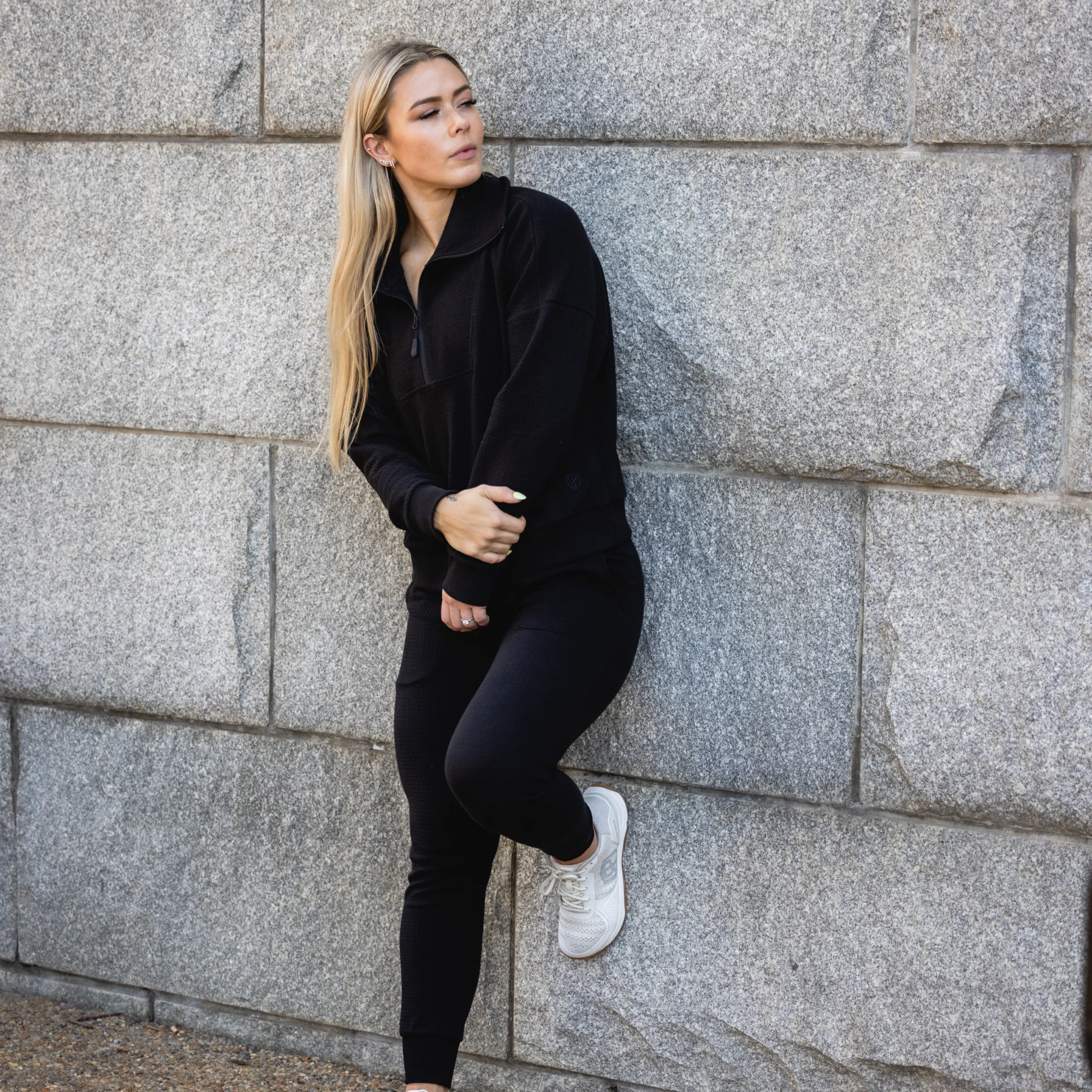 Women's Revive Cloud Set (Black) - Image 2