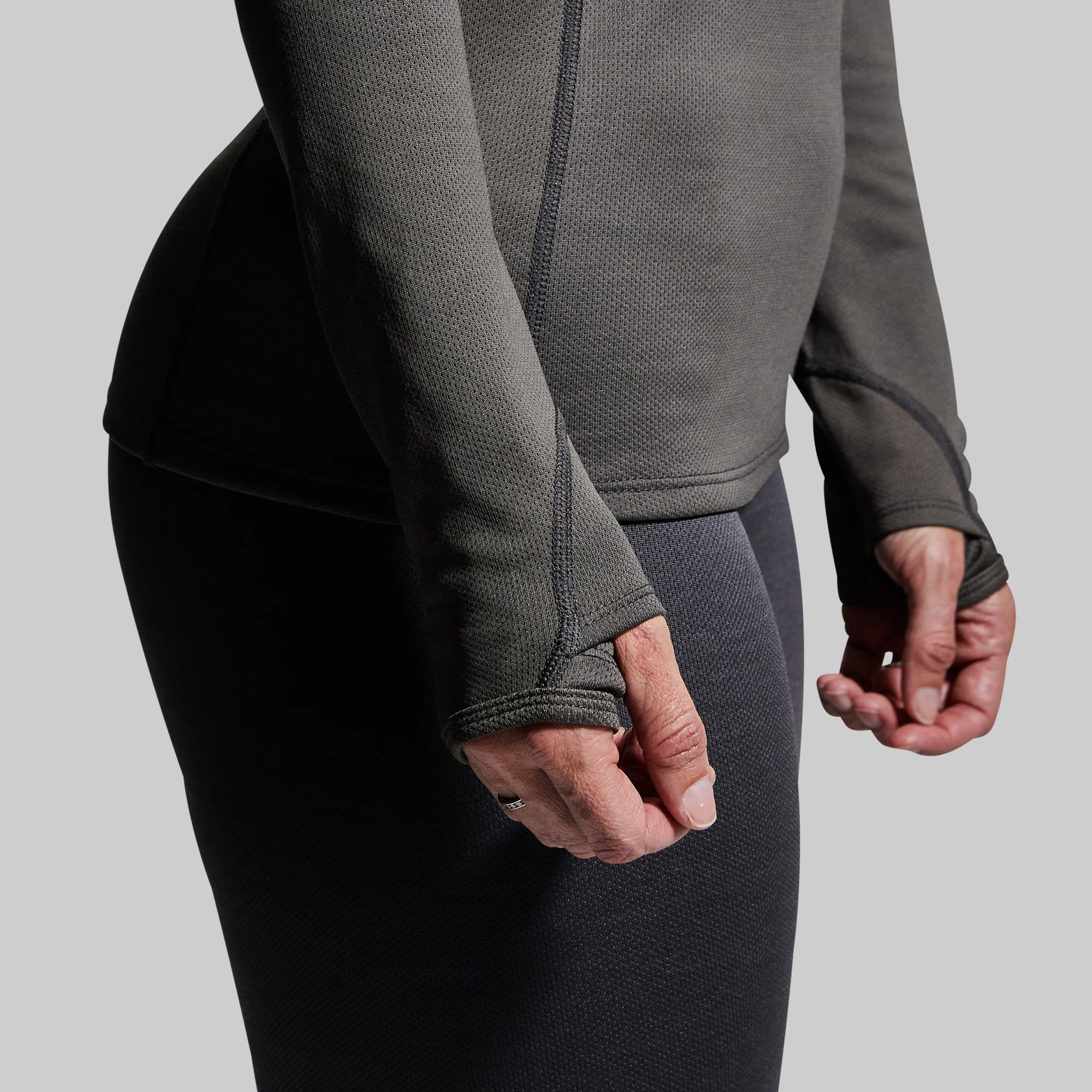 Women's Ridgeline Heavy Base Layer Top (Wolf Grey) - Image 4