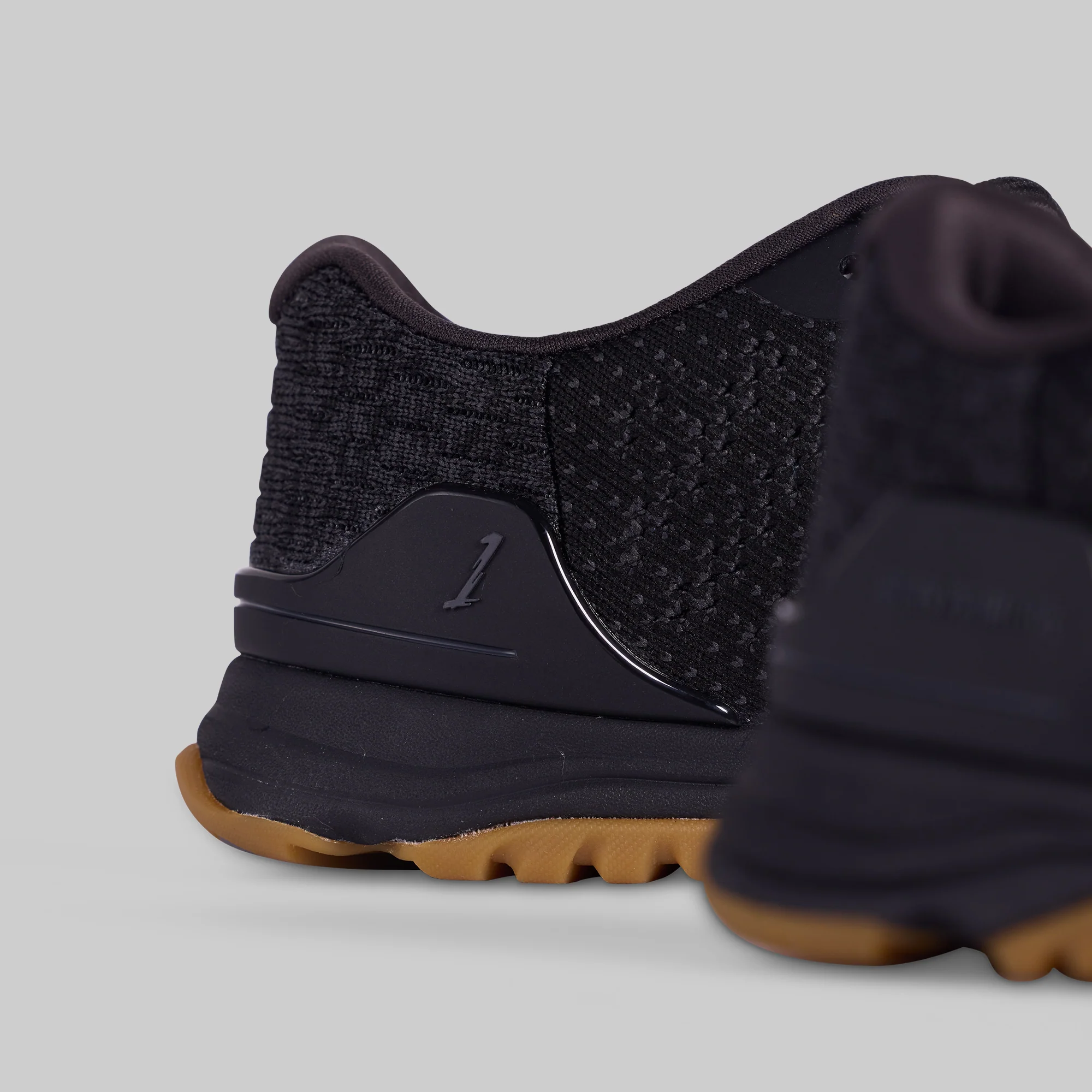 Women's Savage 1 (Black/Gum) - Image 4