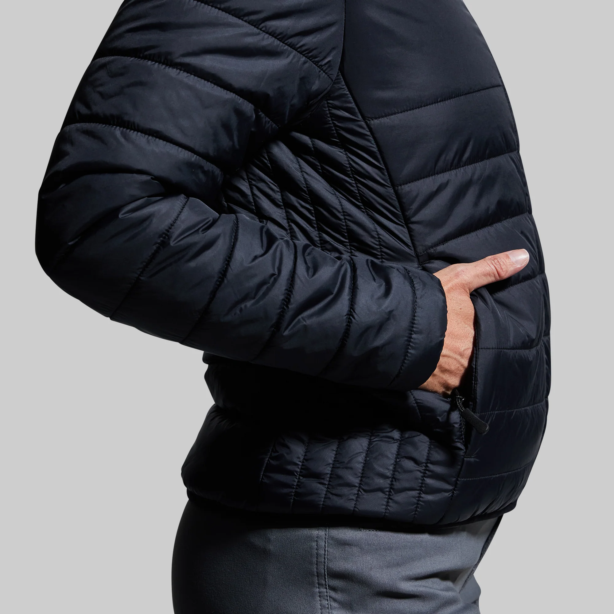 Women's Tundra Jacket (Black) - Image 10